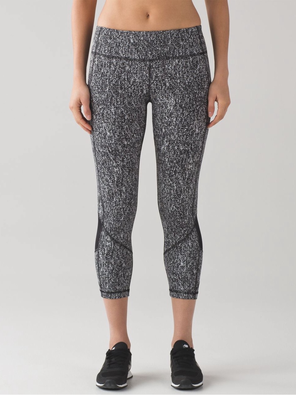 Lululemon Pace Rival Crop Power - Luxtreme Suited Jacquard Black White Leggings